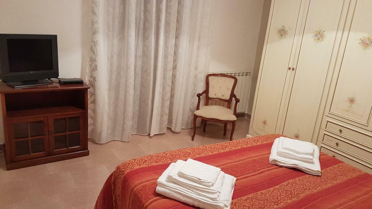 Lidia'S HomeCanicattì エクステリア 写真