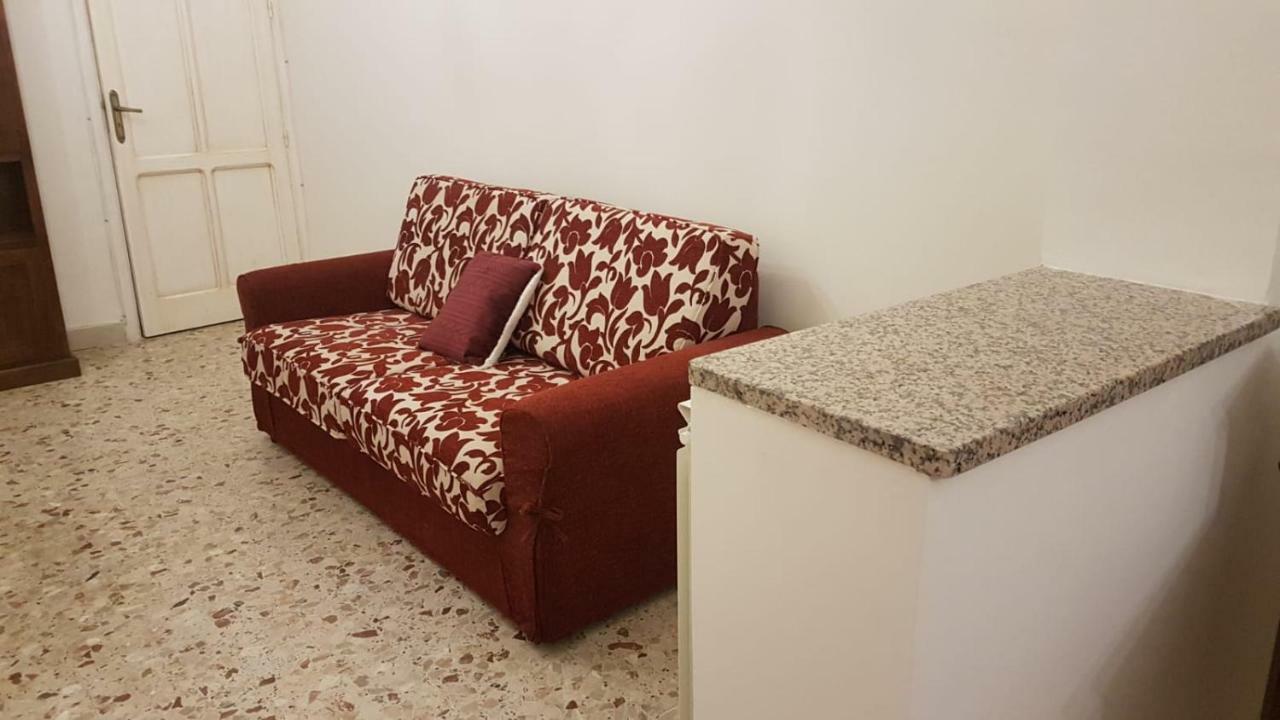 Lidia'S HomeCanicattì エクステリア 写真