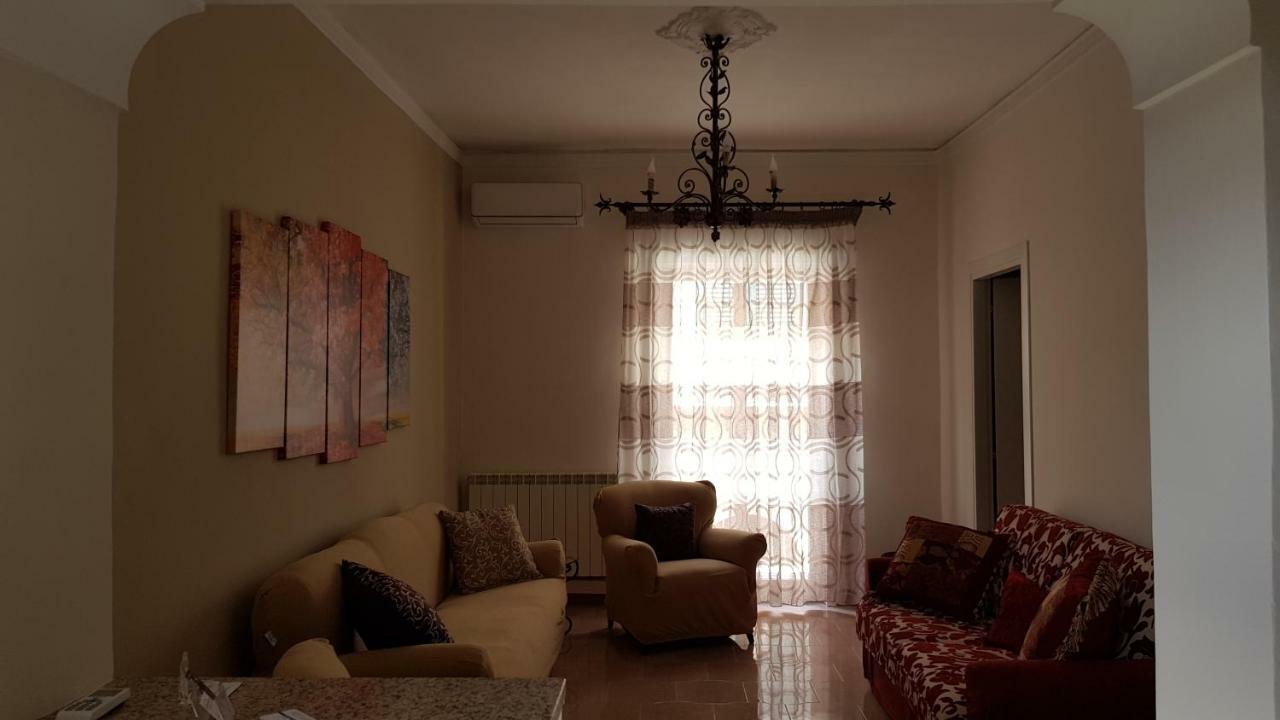 Lidia'S HomeCanicattì エクステリア 写真