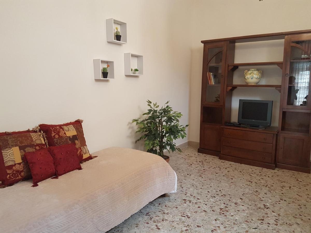 Lidia'S HomeCanicattì エクステリア 写真