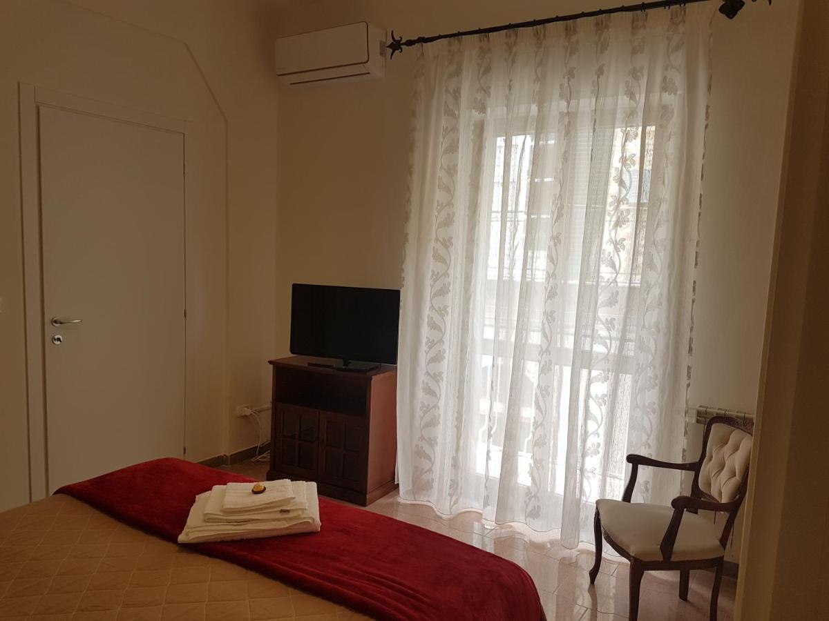 Lidia'S HomeCanicattì エクステリア 写真